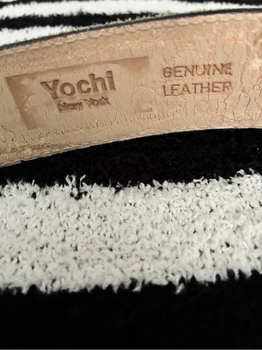 VTG Yochi NY Couture Black Leather Belt Sunburst Brass Buckle, Sz 30 31 32 33 34 - Picture 4 of 8
